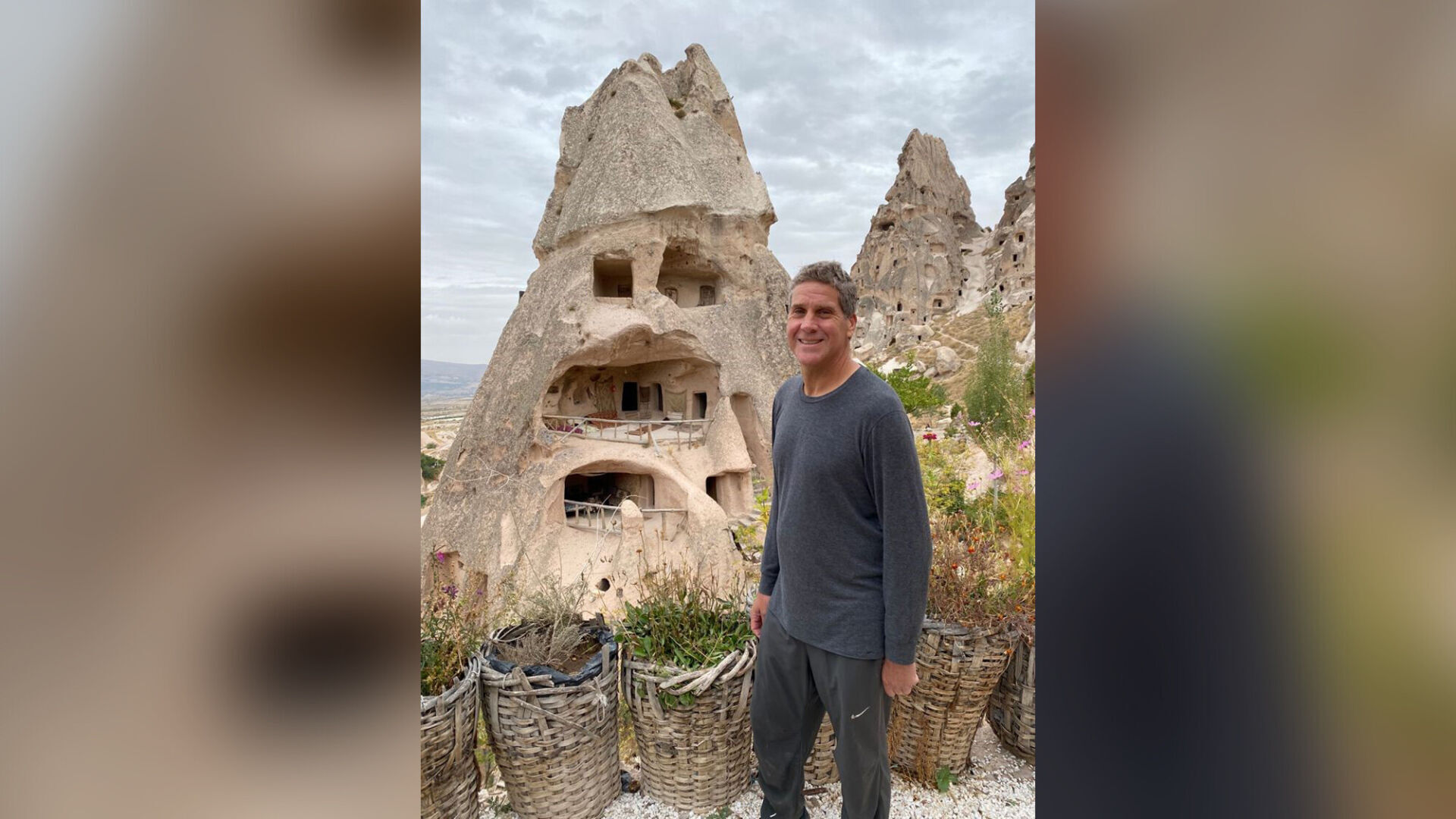 How this 'mileage maniac' earned 40 million frequent flier miles